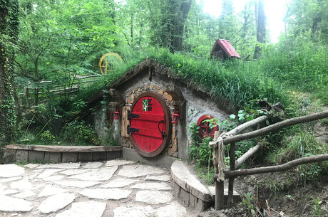 HOBBİT EVLERİ - ORMANYA - MAŞUKİYE- YEDİGÖLLER -ABANT- GÖLCUK TURU